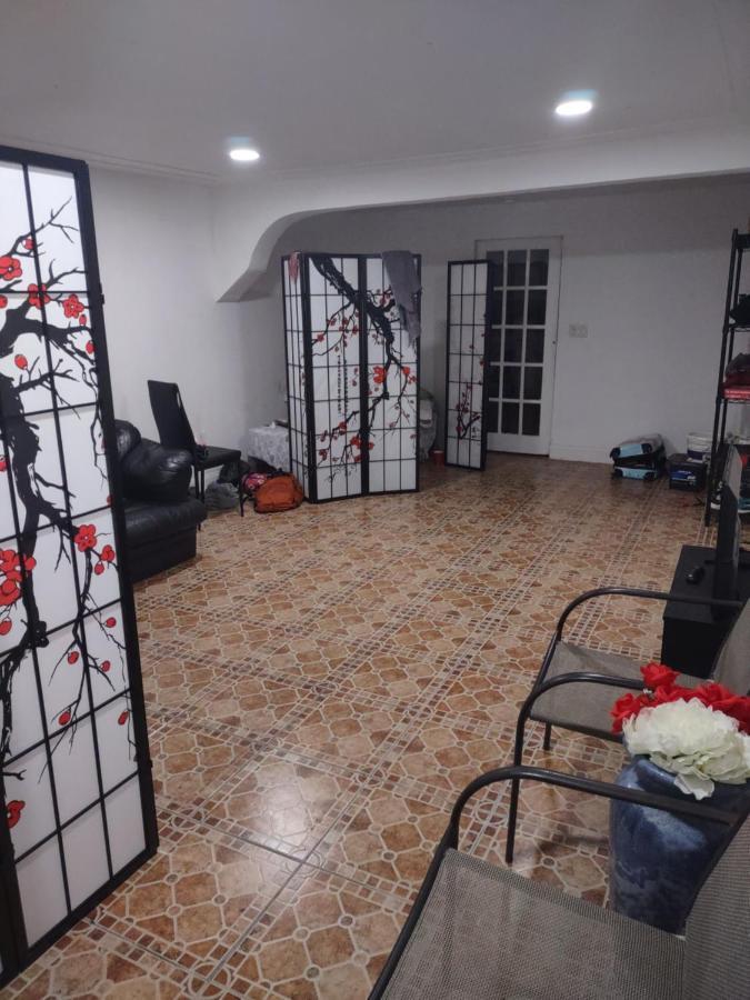 Omar'S Place - Shared Rooms Miami Esterno foto